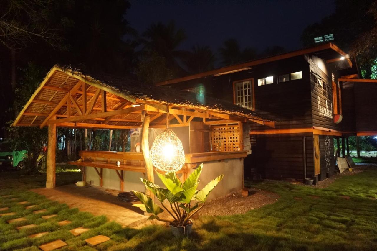 Peaceland Hostel ปางเลา ภายนอก รูปภาพ